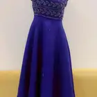 فستان سهرة جديد لم يلبس المقاس رقم  4 السعر 350 ريال