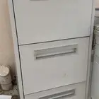 خزانة حديد