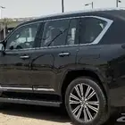 للبيع جيب لكزس 2023 خليجي اسود