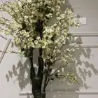 تحف شجر صناعي