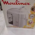 عصارة فواكه وخضار مونيلكس وأدوات منزلية