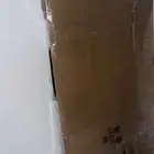 شاشه للبيع الي يبيه يتواصل للخاص
