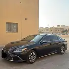للبيع لكزس 2021es350