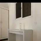 تسريحة بدون زجاجه للبيع راقيه