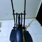جهاز رياضة مشي بيضاوي