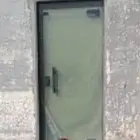 باب زجاج سيكوريت غير شفاف