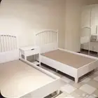 2 كرسي نوم شبة جديد استخدام اقل من شهر