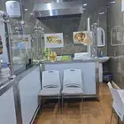 بوفيتين ومحل تميس للتقبيل