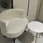 كرسي وطاوله للبيع السريع