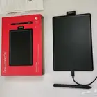لوح رسم رقمي بدن شاشة من شركة Wacom اليابانية