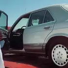 للبيع مرسيدس 300