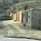 حوش خيل او اغنام مع استراحة للايجار الشهري