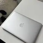 ماك بوك للبدل بأيباد مع دفع الفرق