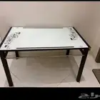 طاولة طعام للبيع