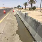 حواجز خرسانية نيوجرسي سفتي مصدات قواعد انارة مناهل