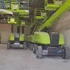 متوفر مان لفت جميع المقاسات اجار شهري ويومي لتواصل وتس