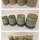 علب قهوه وشاي