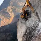 ميكانيكي سفري متخصص في الهيدروليك والكهرباء