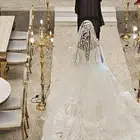 فستان زفاف وملحقاته