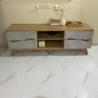 طاولة جديدة السعر 200