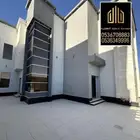فيلا للبييع شمال المنصورية ب