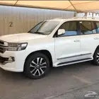 تويوتا لاند كروزر 2019 جراند تورنق ابيض وكالة V8
