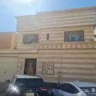 للبيعفيلا دور وثلاث شقق 312 متر حي السعاد