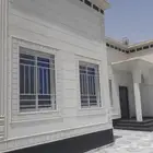 ليسه ملونه تغنيك عن التيوس والبويه وطعطيك منضر جيد للعمارة و