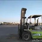 تاجير رافعة شوكيه كرينات عمال سيزر لفت مان لفت