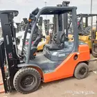 رافعة شوكيه للايجار الشهري واليومي فوكلفت