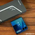 للبيع 256 قيقا z filp 7 جديد بكرتونه من زين ب اقل سعر