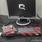 كمبيوتر HP مع شاشة وماوس وكيبورد