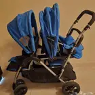 عربية اطفال توئم