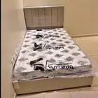 سرير مرتب  طبي سسر في موجود