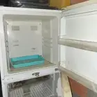 ثلاجه للبيع بارده مثل الثلج نظيفه جدا