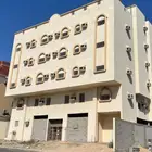 عمارة للبيع في التشطيبات الأخيرة
