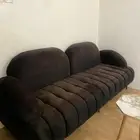 قطعه كنب اخو الجديد بني محروق يستع3 اشخاص نظيف جدا للبيع