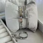 توفرت الجديد اطقم نسائي انيق الصور بسعر شامل ملحقات المار