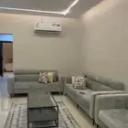 شقه مفروشه كبيره عوايل جيزان حي الشاطي قرب البحر والخدمات