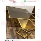 طاوله مع اربع خدمه جديده مافيها اي عيوب