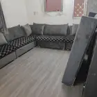 كنب للبيع نظيفه