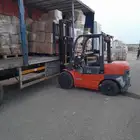 رافعة شوكية فوركلفت للايجار جده