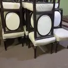 كراسي وطاولات وفرش زل نظيف للبيع بأقل سعر