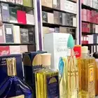 هنا وبس بنوفرلك جميع العطور الاصلية باقل الاسعار