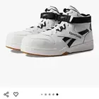جزمة من شركة ريبوك Reebok