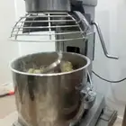 مضرب بيض وعجانه حلويات مستخدم 30 لتر