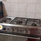 2 غاز ايطالي مع فرن للبيع