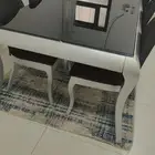 طاولة طعام كبيره و7 كراسي