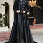 فستان نسائي