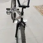 دراجه هوائيه شبه جديد استخدام شهرين بس مقاس 24